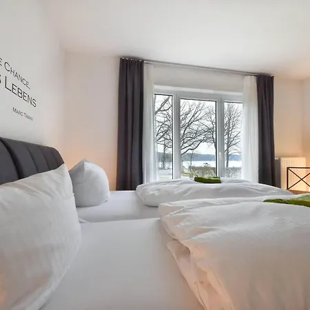 Kaja Seebruecke 아파트 코르스반트